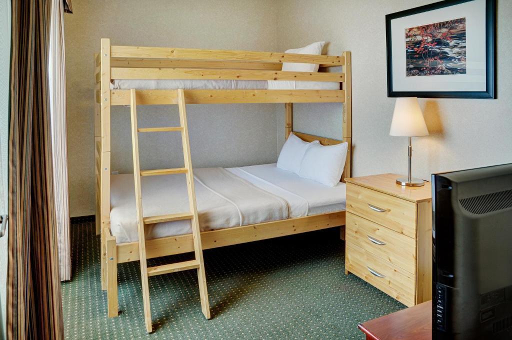 Lakeview Inns & Suites - Slave Lake Exteriör bild