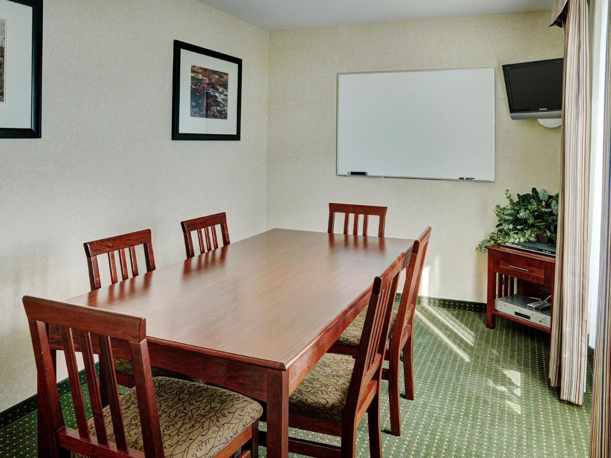 Lakeview Inns & Suites - Slave Lake Exteriör bild